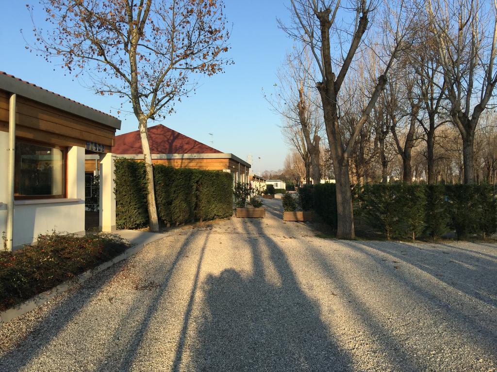 Venezia Village 3*